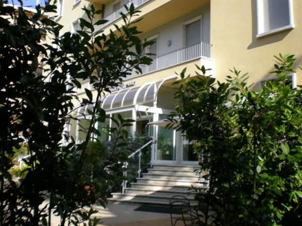 Hotel Mizar Chianciano Terme Exterior photo